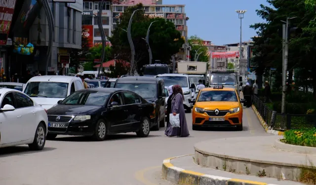 İstanbul trafiği mi? Van trafiği mi?