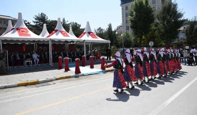 Van’da Cumhuriyet Bayramı etkinliklerle kutlanacak