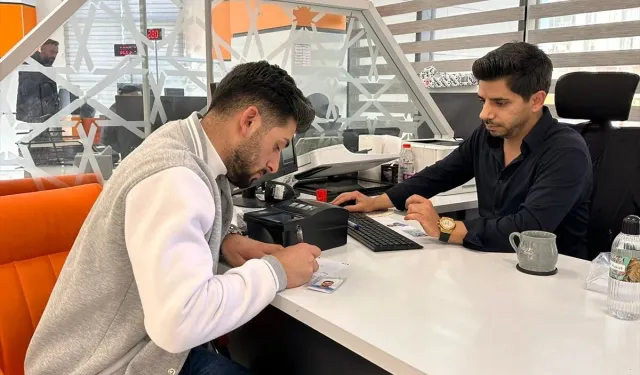 Van'da nüfus müdürlüklerinde yoğunluk