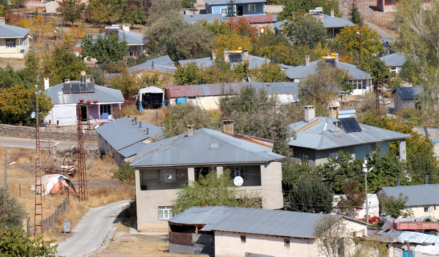 Van’ın Yaylıyaka Mahallesi 14 yıl sonra yeniden ayağa kalktı