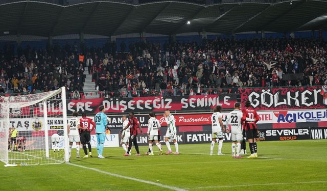 İmaj Altyapı Vanspor FK - Sakaryaspor maçından kareler