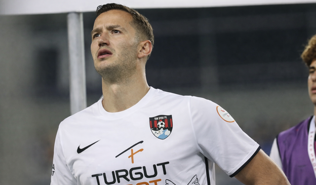 Vanspor FK, Oğulcan Çağlayan’ı kadrosuna kattı: 1.5 yıllık imza atıldı