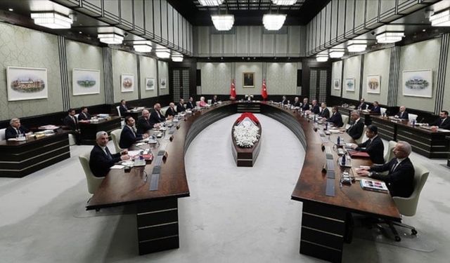 Kabine yeni yıla yoğun gündemle başlıyor