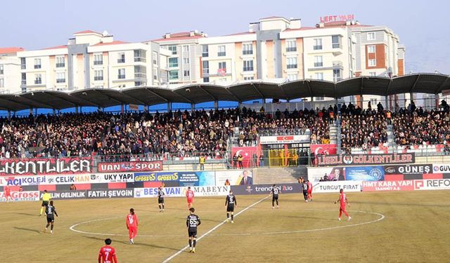 Van’da Gecenin Sahibi Vanspor! Çorum FK’ya 3’lük Tarife