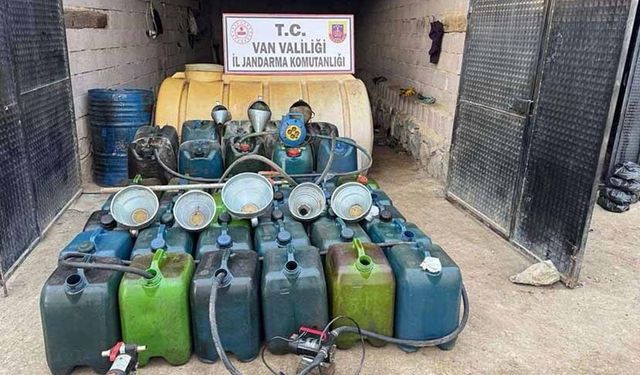 Van’da kaçak akaryakıt operasyonu: 2 bin 30 litre motorin ele geçirildi