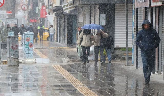 Van’da yağışlı hafta! Sağanak yağışlar geliyor…