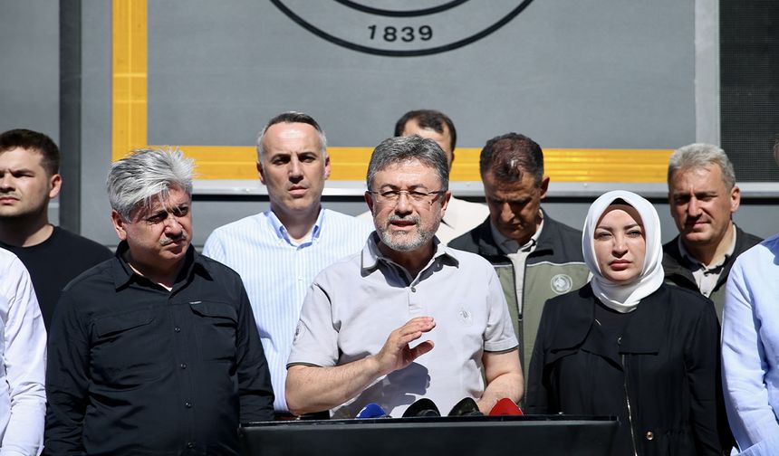 Bakan Yumaklı açıkladı: 8 aktif yangın var