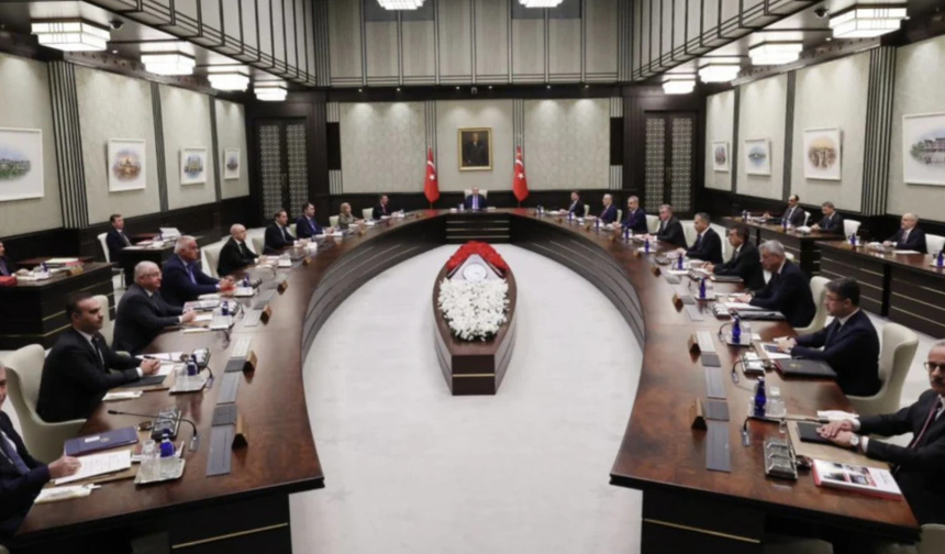 Kabine bugün toplanıyor: Masadaki gündem maddeleri