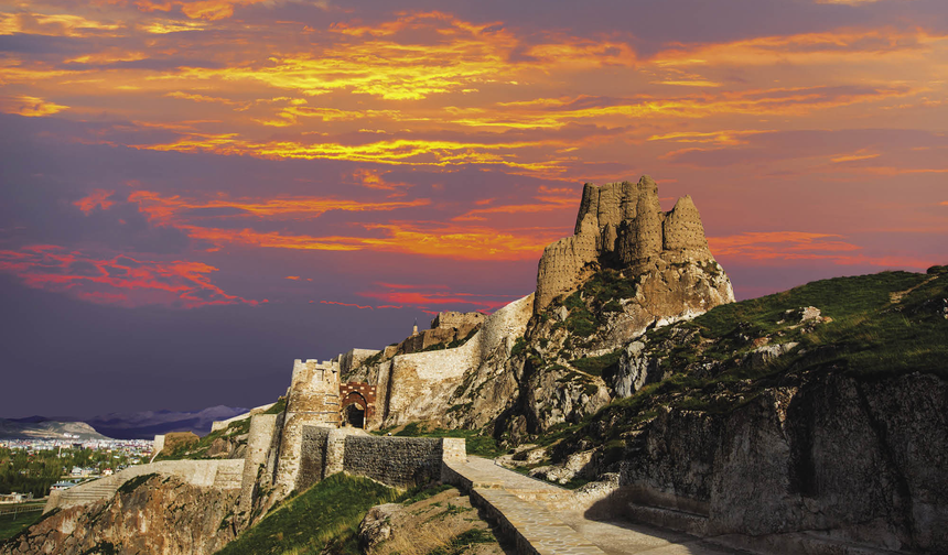 Van Kalesi’nin Tarihi