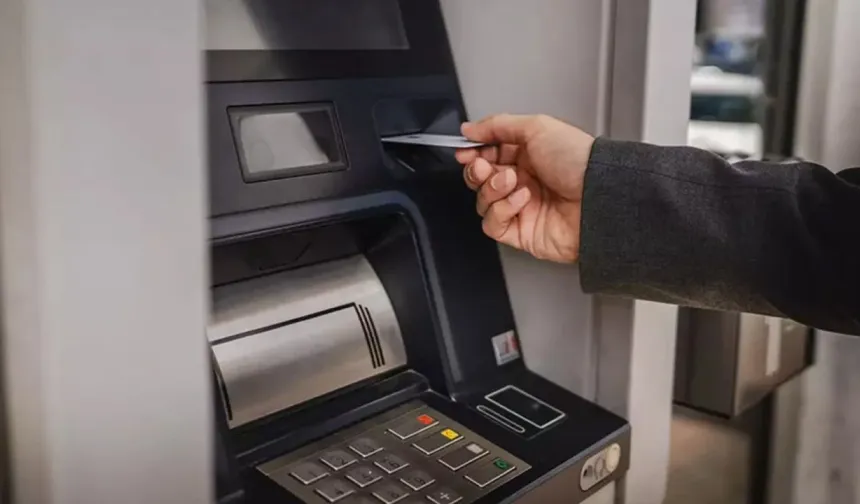 ATM'lerde yeni dönem! Bunu yapmayan para çekemeyecek