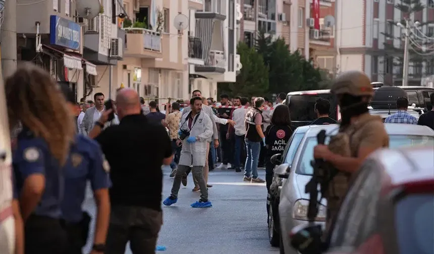 Polis merkezine silahlı saldırıda 2 polis şehit oldu, 1 polis yaralandı
