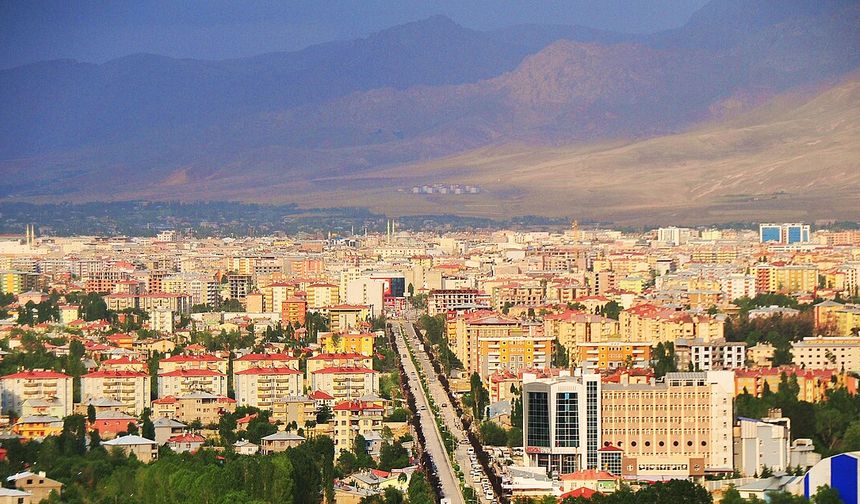 Orta Çağ’da Van: Selçuklu ve Moğollar