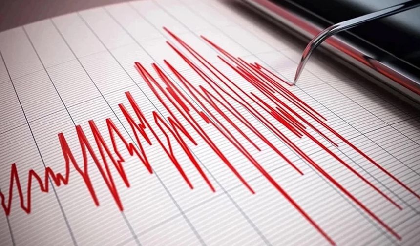 Gece yarısı Soma sallandı: İşte depremin detayları…