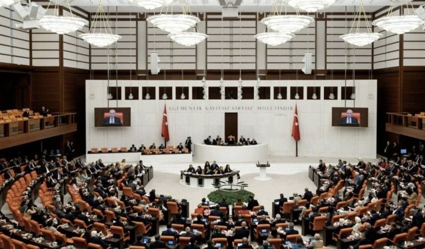 Üniversite öğrencilerine af düzenlemesi gündemde: 25 maddelik teklif Meclis’e geliyor