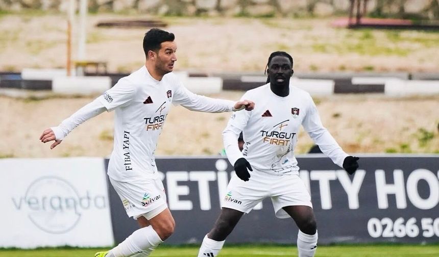 Vanspor deplasmandan eli boş döndü: 1 kırmızı kart, 1 penaltı, 2 gol