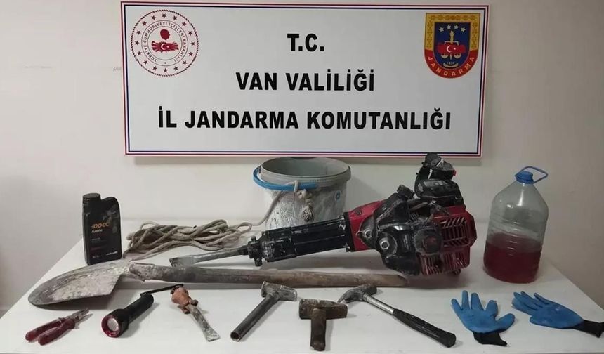 Van’da kaçak kazı operasyonu: 4 kişi gözaltında