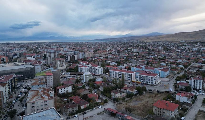 Van’da iş yerleri 10 yıllığına kiraya verilecek
