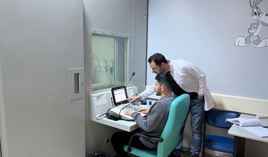 Uzmanından Vanlılara kritik uyarı: İşitme kaybı tedavi edilebilir, geç kalmayın!