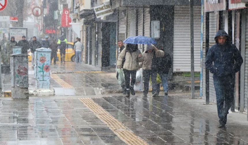 Van’da yağışlı hafta! Sağanak yağışlar geliyor…