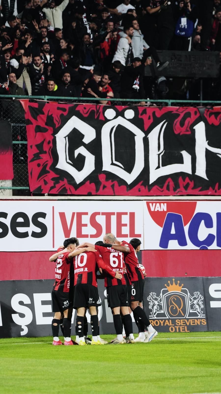 6E4264Bc 6944 4193 A728 Bb5A0A4Bd702