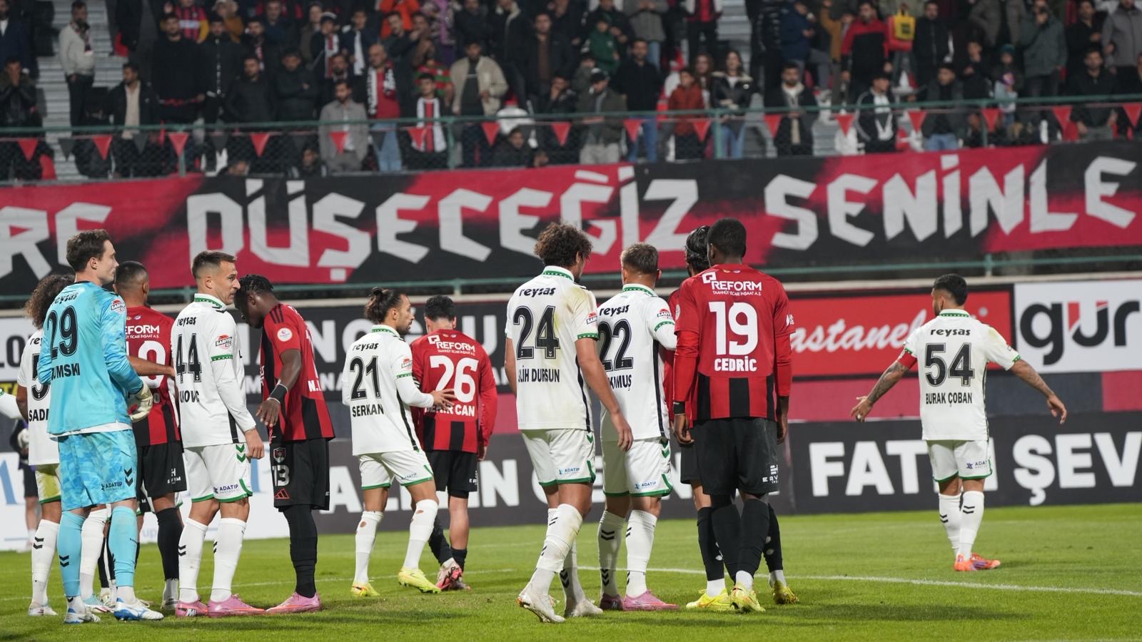 C0Abcedc Bd98 4A42 Aef1 348De435511D