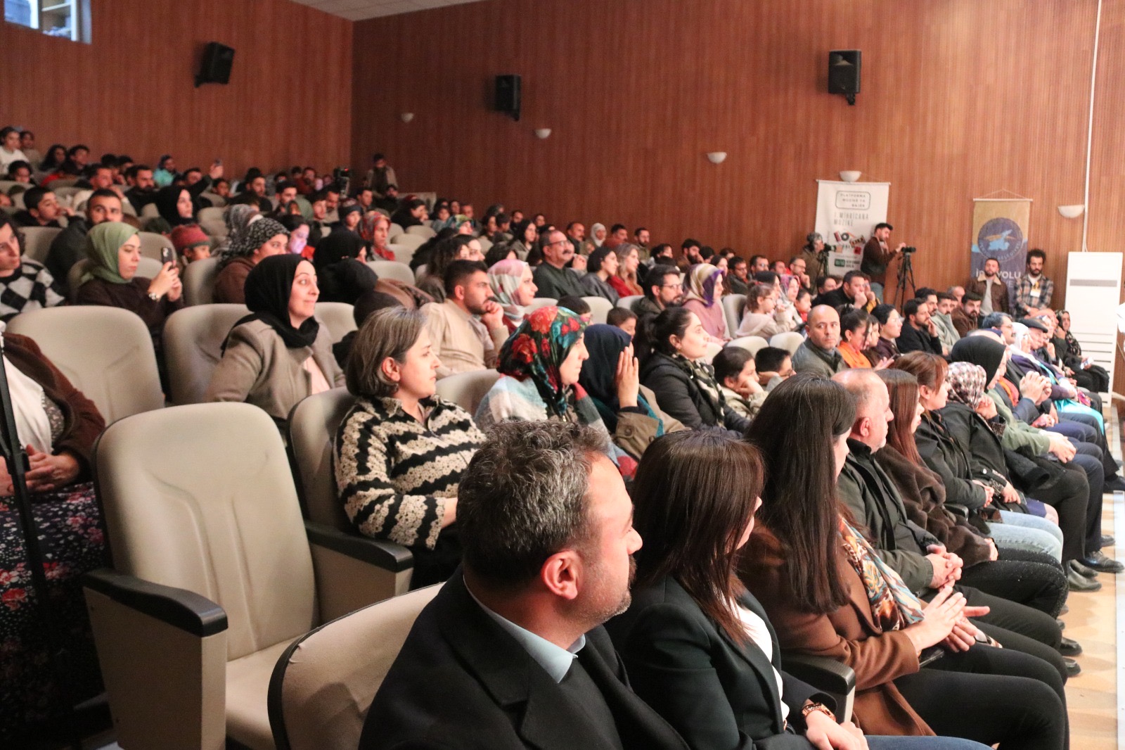 166Ed65C Cc99 4Ade Ac99 Cea71Ef603Bb