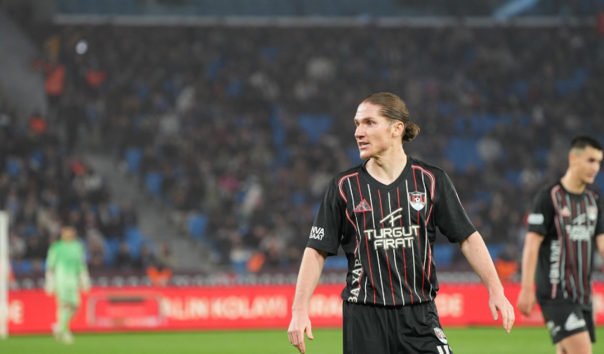 Van’da Aşiret Liderinin Oğlu Silahla Vuruldu-10