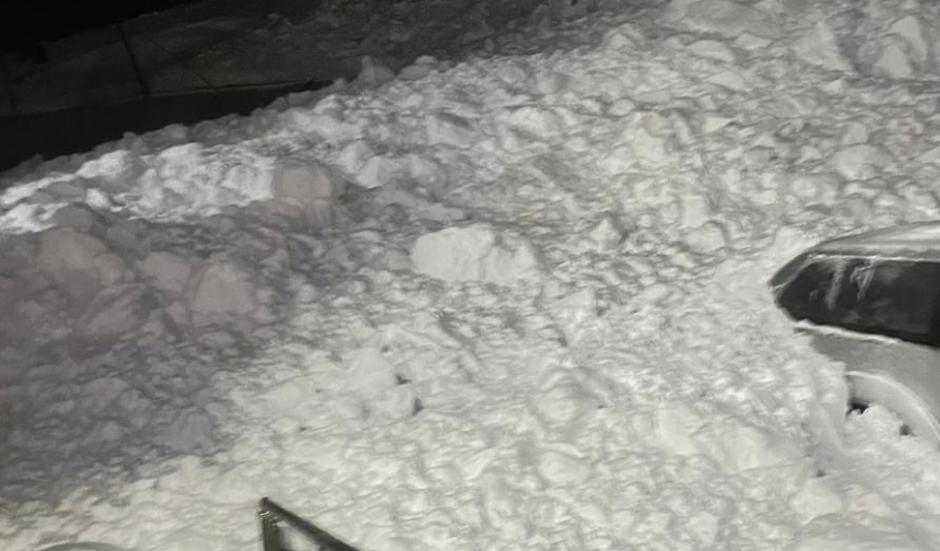 Van’da Kar Yağışı Bitti Ama Çile Devam Ediyor-17